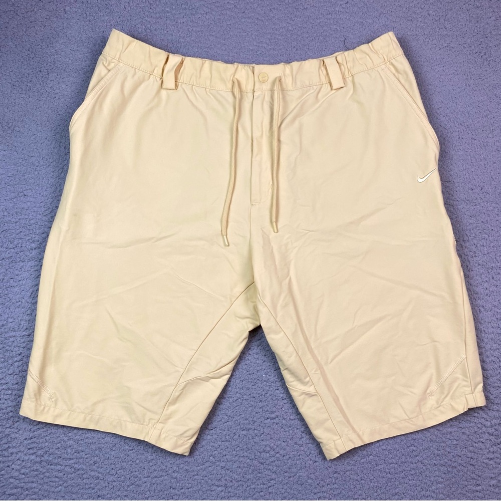 Nike Men's Size 38 Yellow Flex Performance Stretch Golf Shorts 12" Inseam EUC